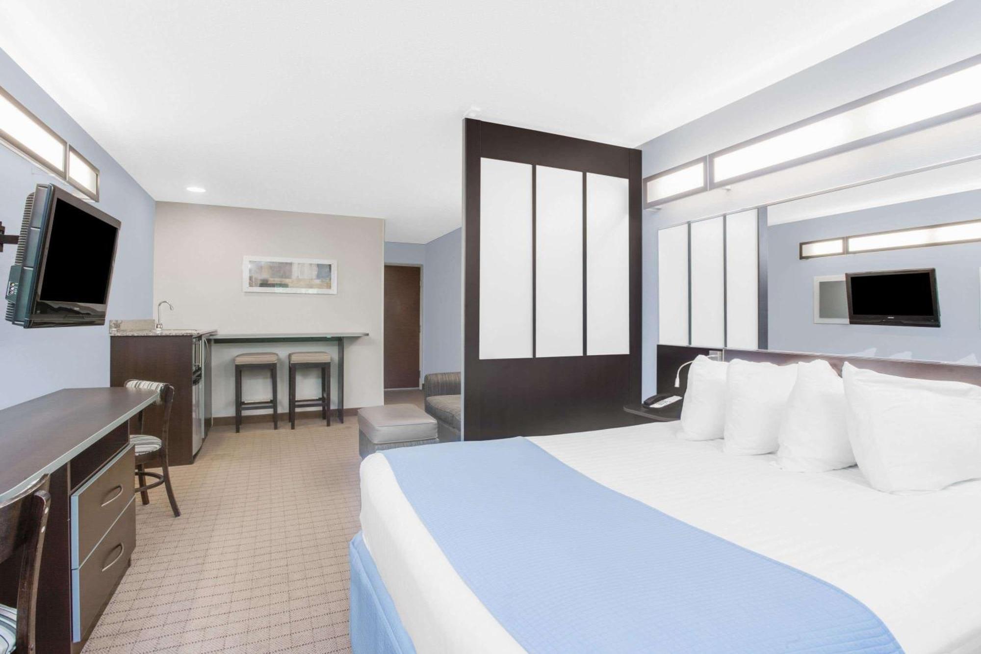 Microtel Inn & Suites Bath Buitenkant foto